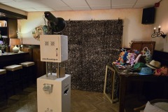 Photobooth met achterwand en luxe props